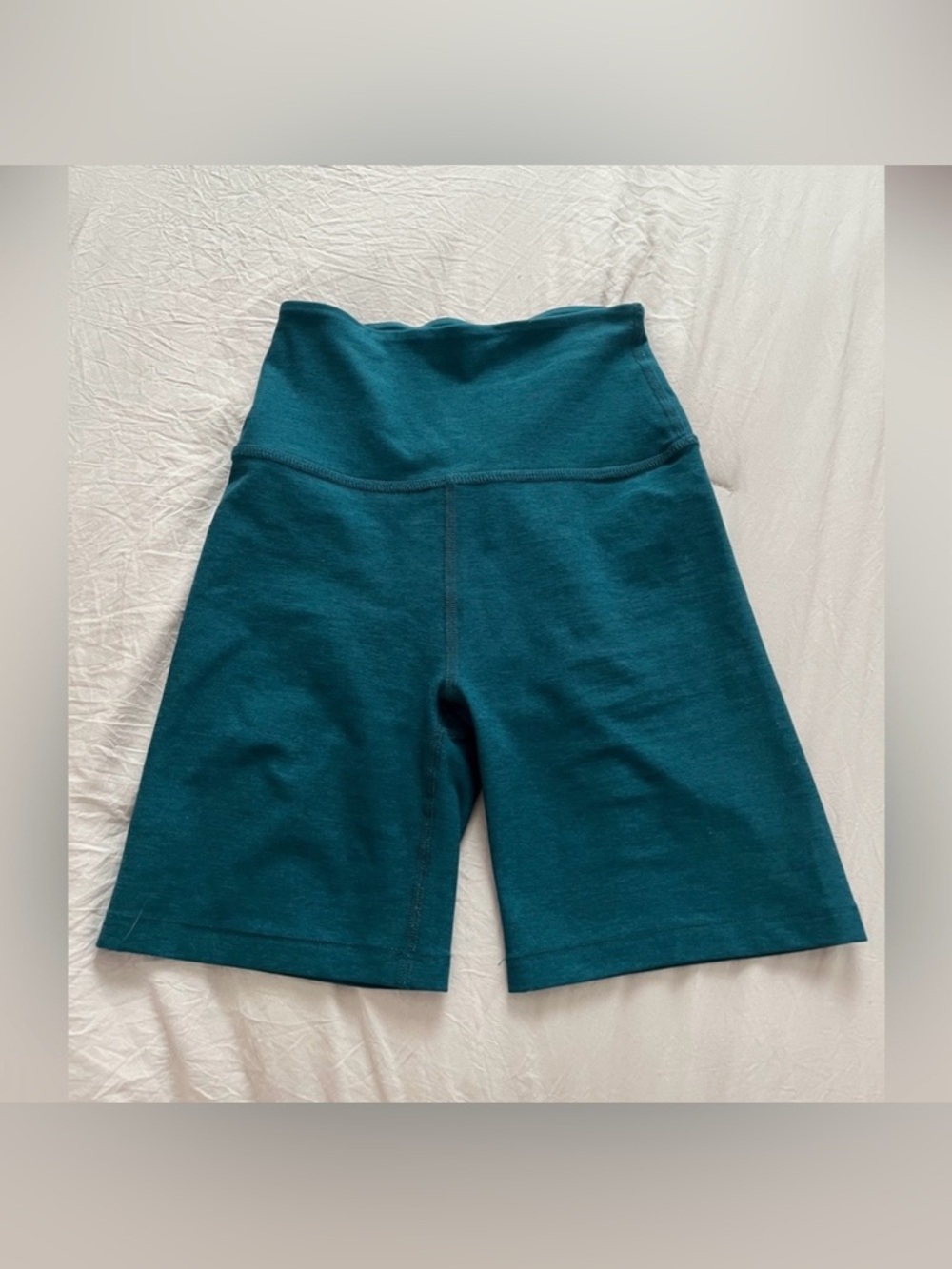 Beyond Yoga High-Waisted Biker Short Deep Sea Heather Color Size Small